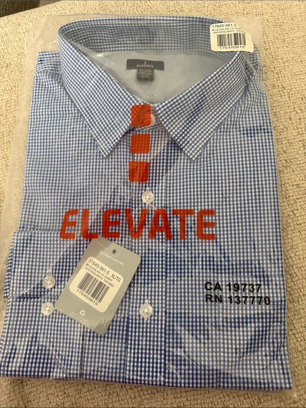 Elevate Men’s Light Blue Gingham Button-Down Shirt - Elevate